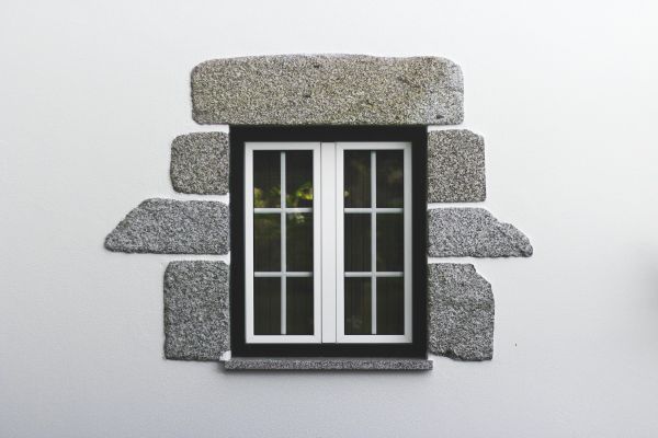 7 astuces pour obtenir le meilleur prix d'une fenêtre PVC